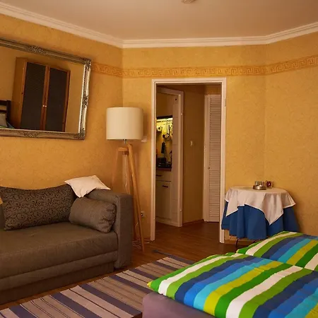 Perfectly Downtown / Mitten Im Geschehen